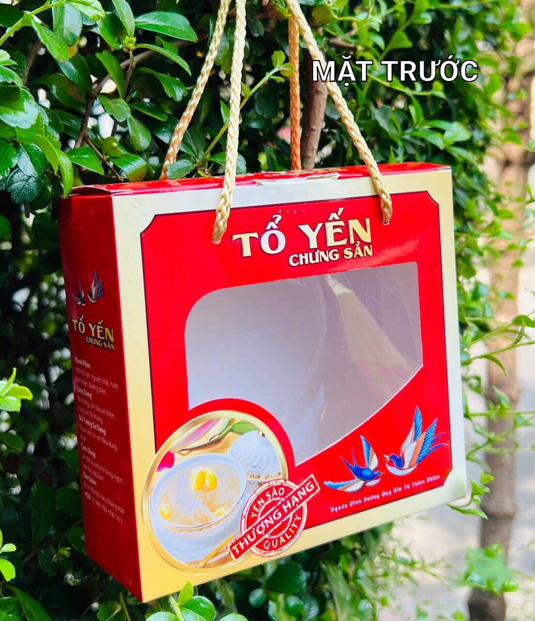 Hộp giấy đựng 6 lọ yến hủ không khay