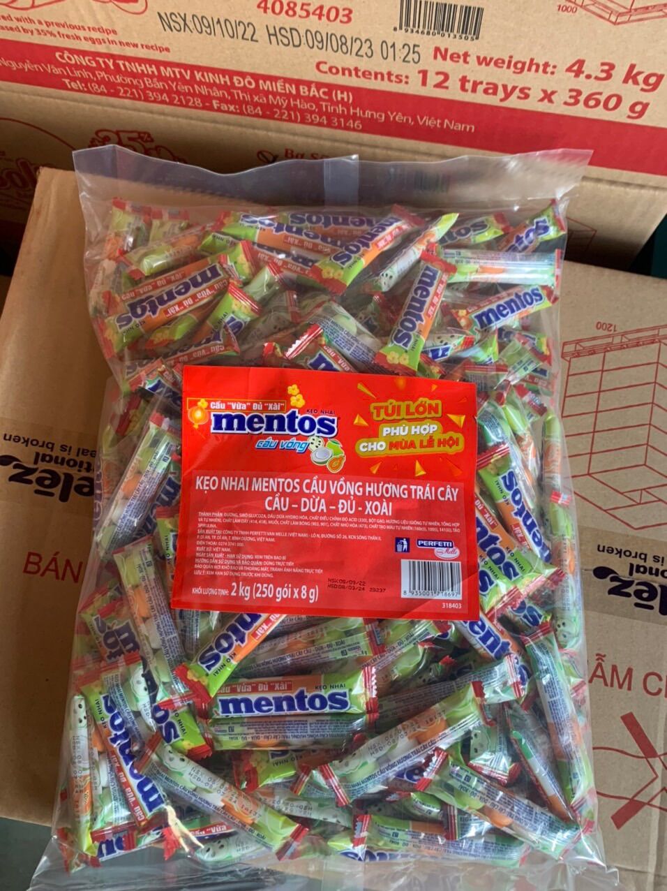 Kẹo Mentos 2kg 3 viên ( Cầu Dừa đủ Xoài)
