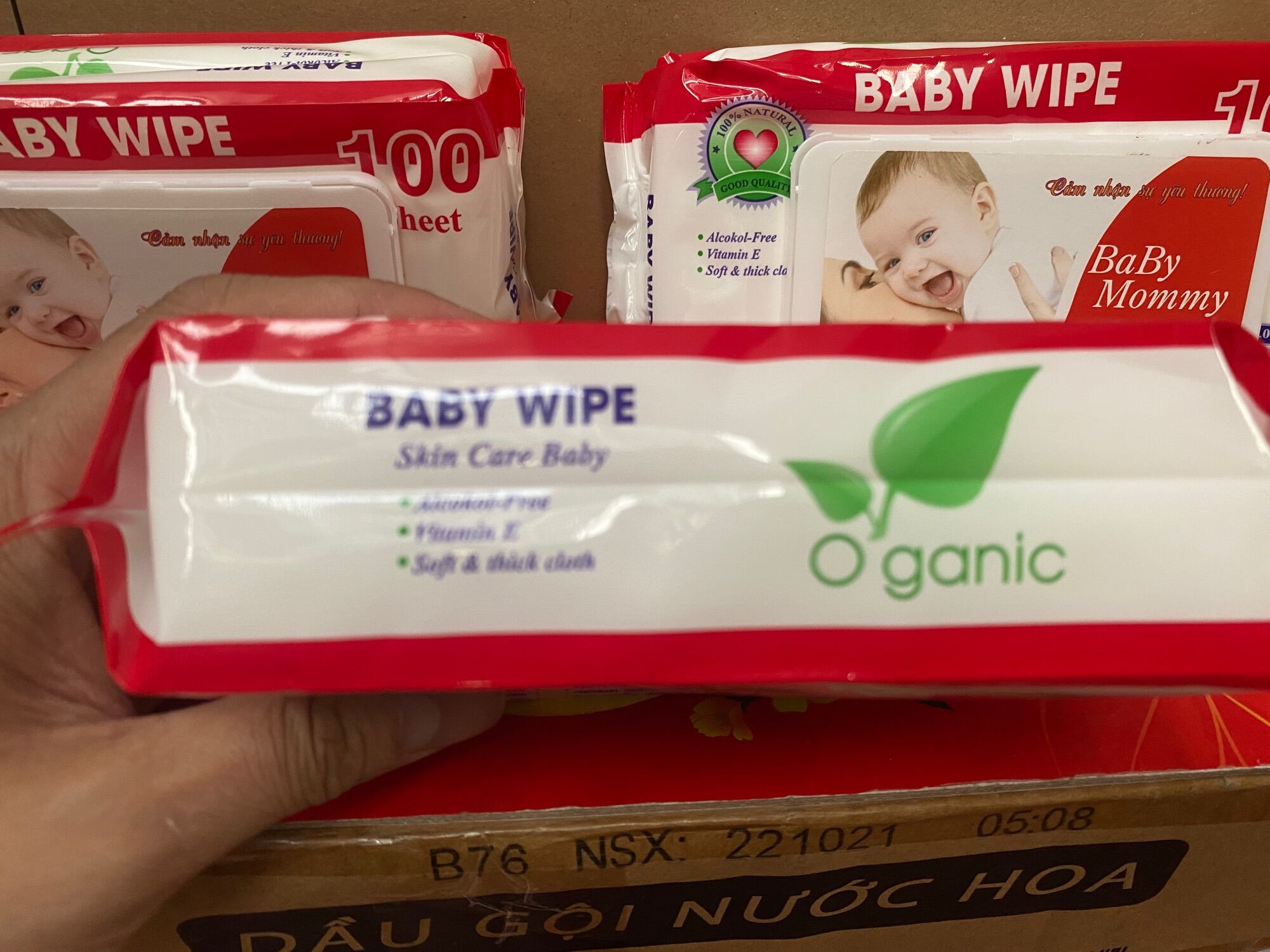 GIẤY ƯỚT BABY WIPE (Mầu Đỏ)