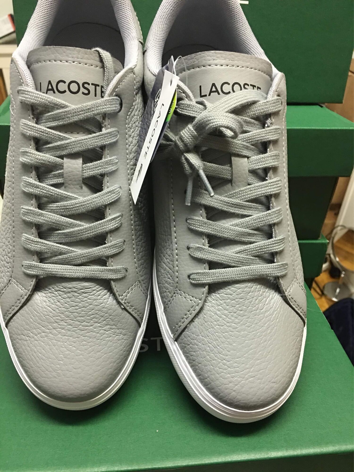 Giày Lacoste size 40.5 xách Anh