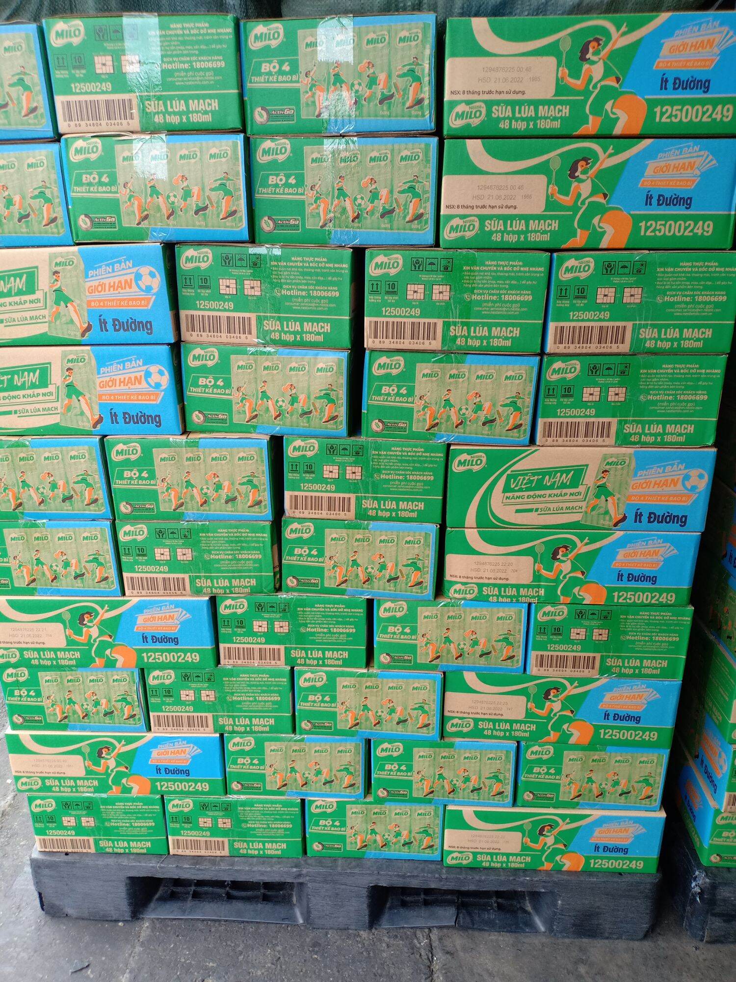 Thùng sữa Milo ít đường (180ml*48 hộp)