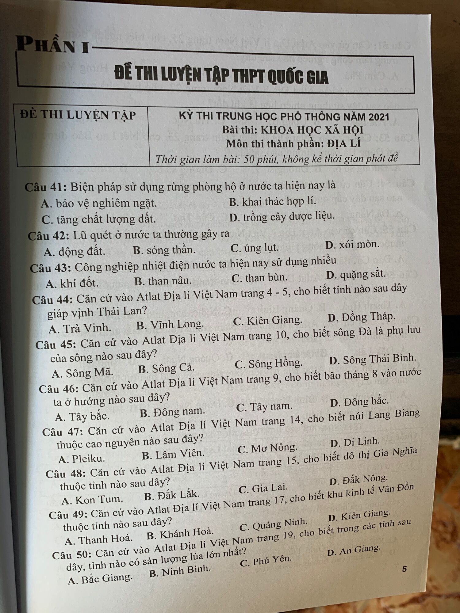 Bộ đề thi thpt quốc gia môn địa lí