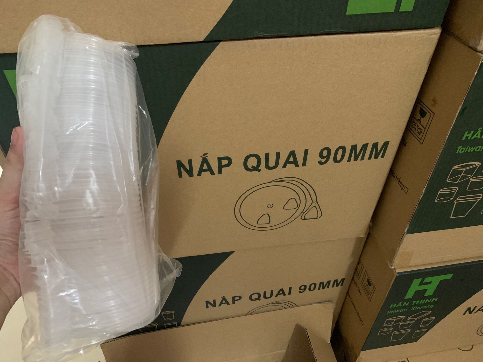 Thùng nắp vai PP 1000 cái / 520k