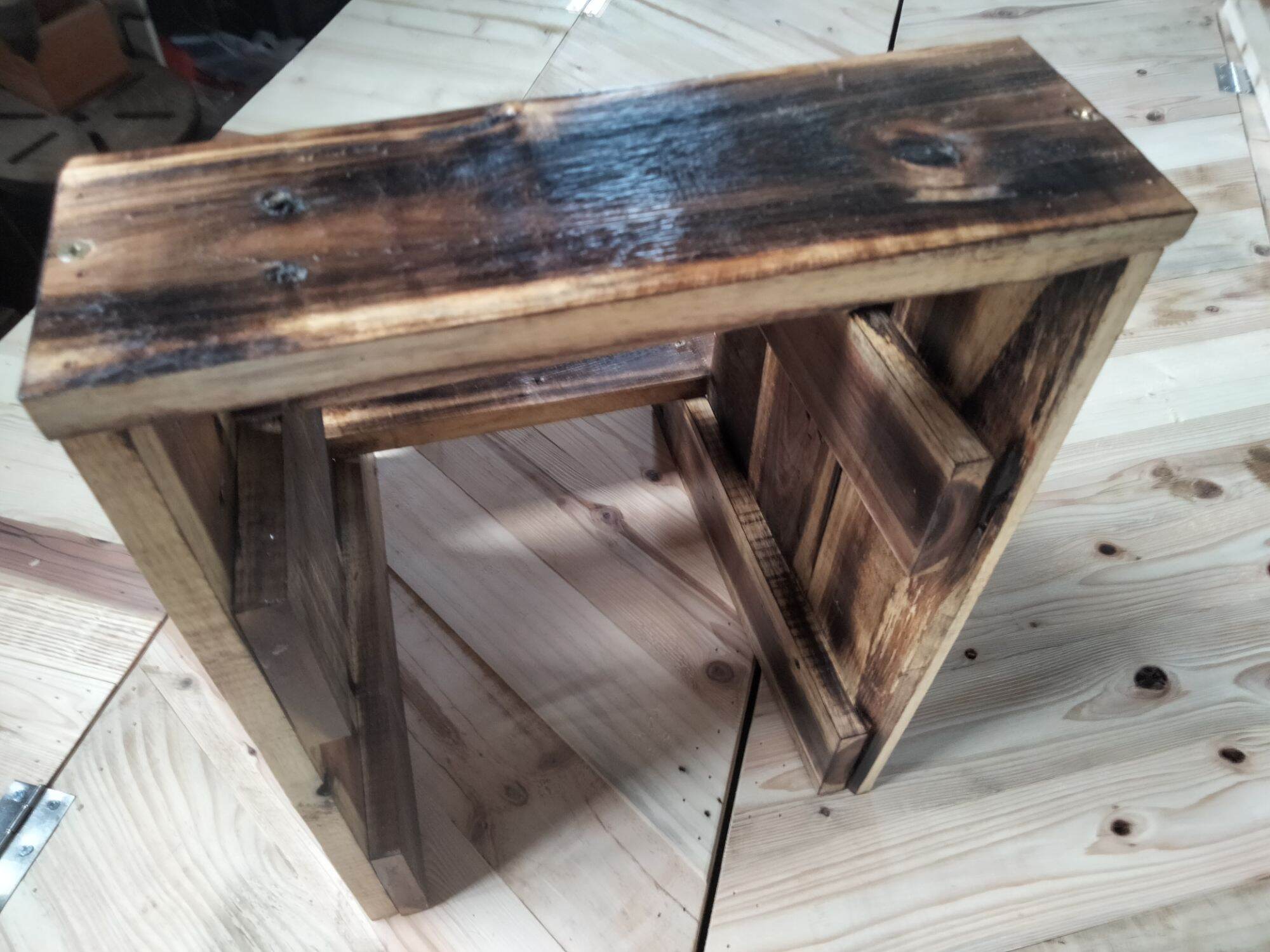 Kệ để chậu hoa, cây cảnh nhỏ ( cao 40cm, rộng 30cm, dài 40cm).