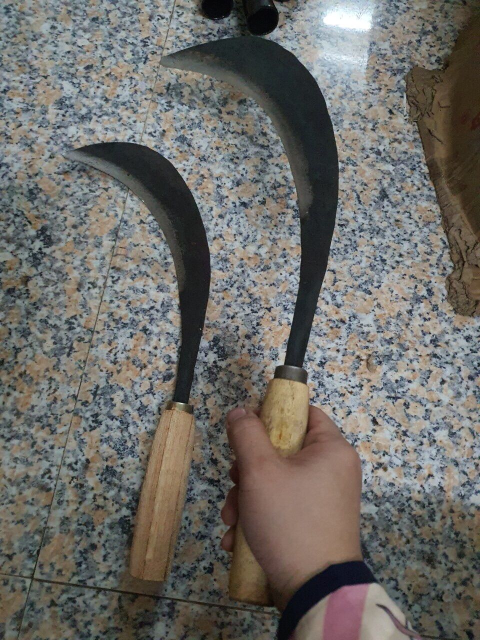 Lưỡi hái cắt cỏ
