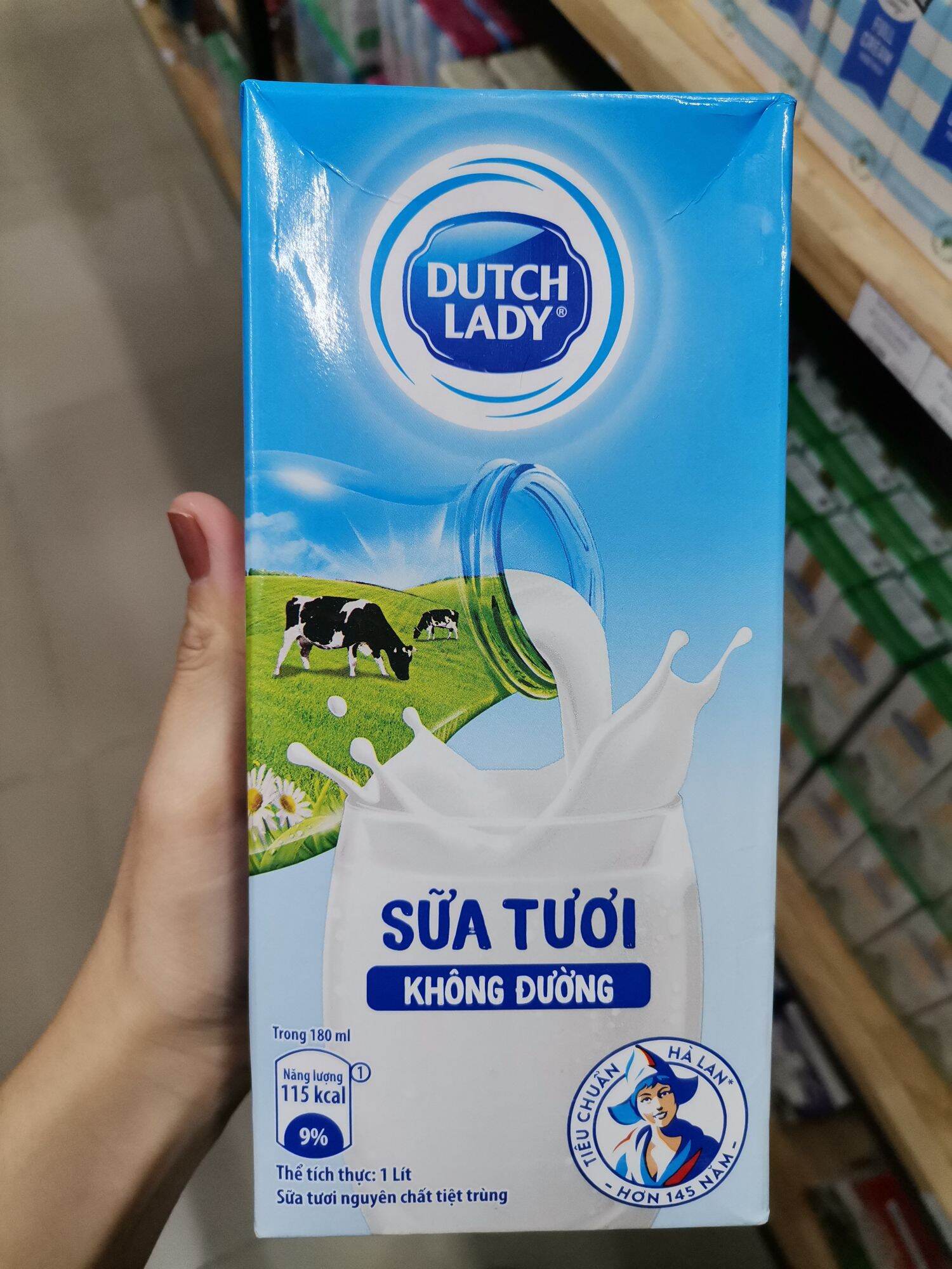 Hộp Sữa tươi tiệt trùng không đường 1L Cô Gái Hà Lan Dutch Lady