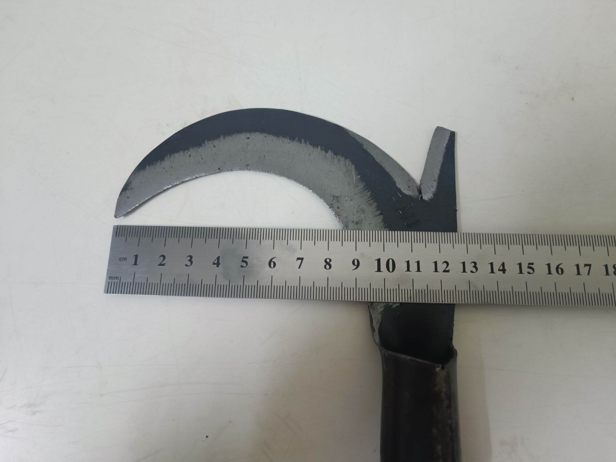 Câu liêm (khâu liêm) tỉa cành