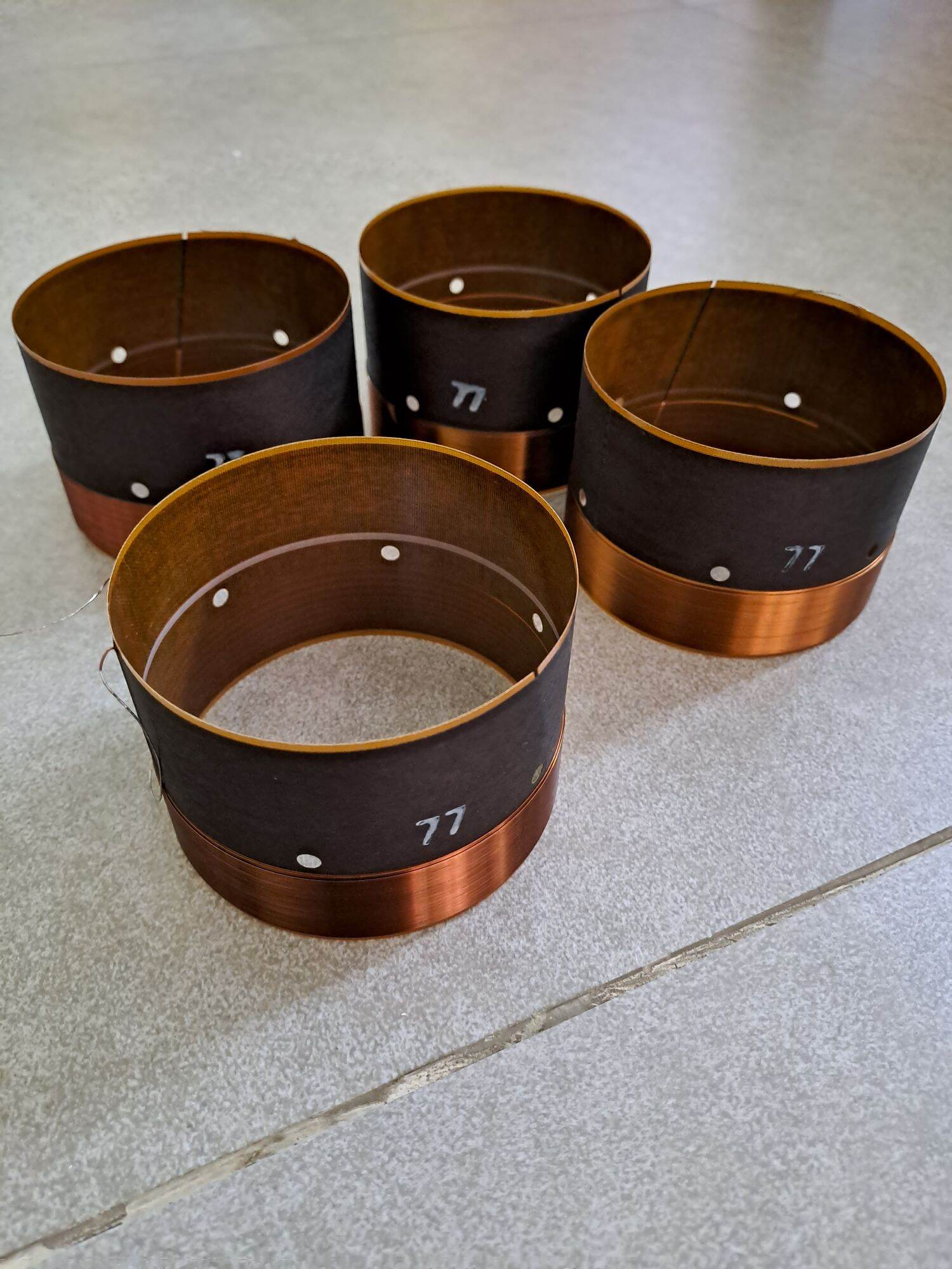 Côn loa 77- 2 lớp