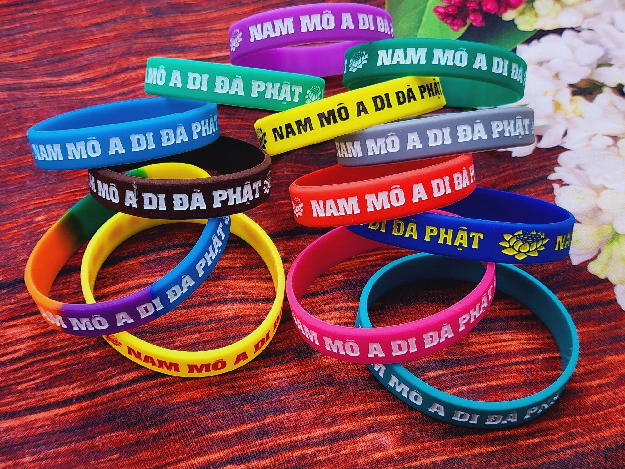 COMBO 10 VÒNG TAY CAO SU NAM MÔ A DI ĐÀ PHẬT