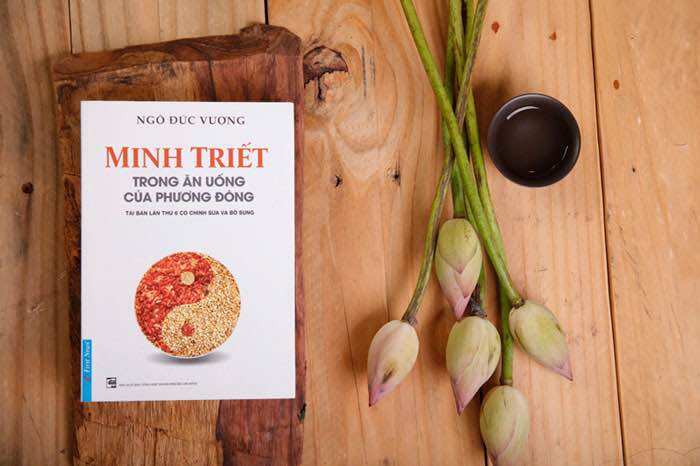 Sách - Minh Triết trong ăn uong