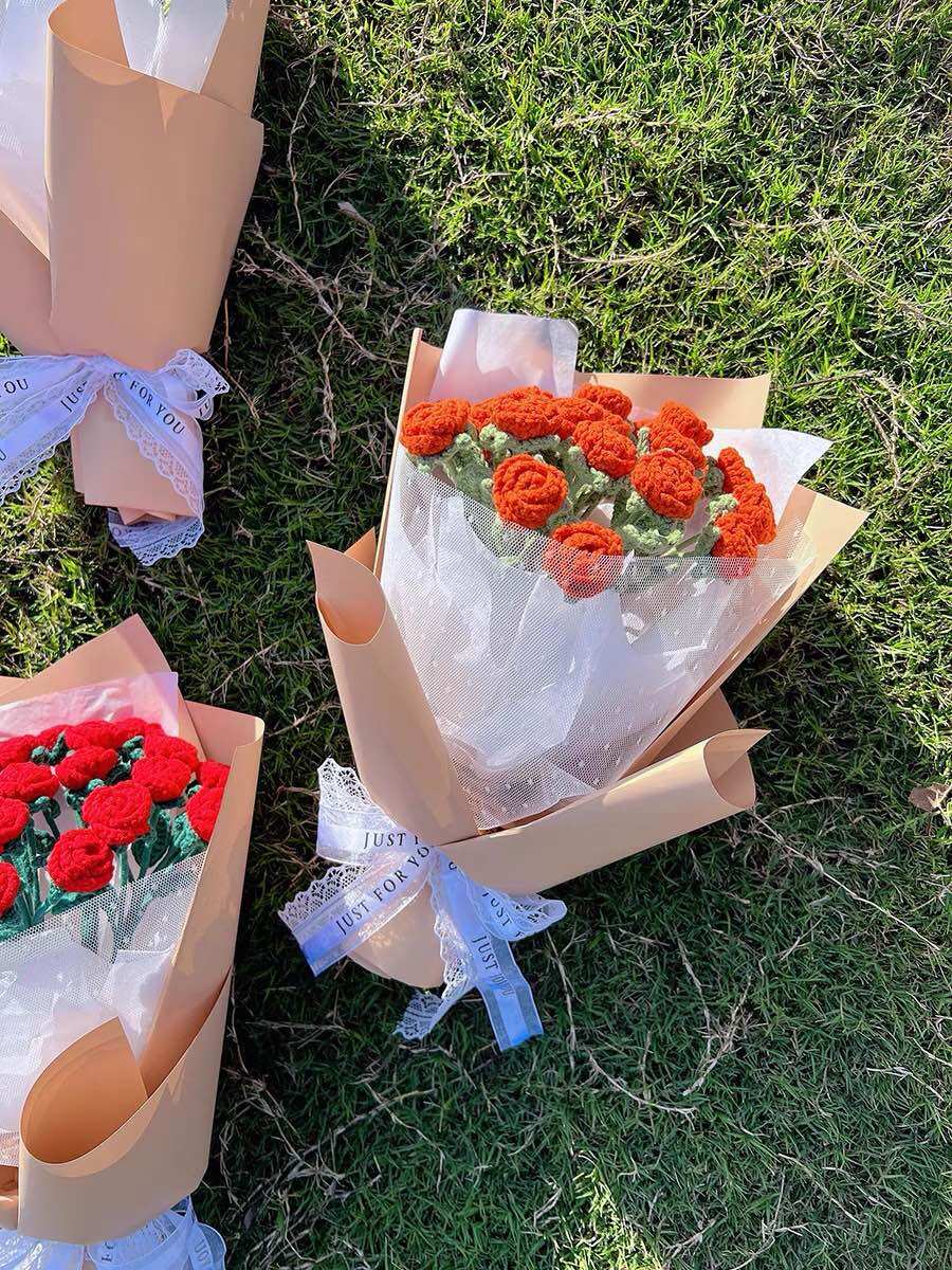 Hoa hồng mini bằng len handmade