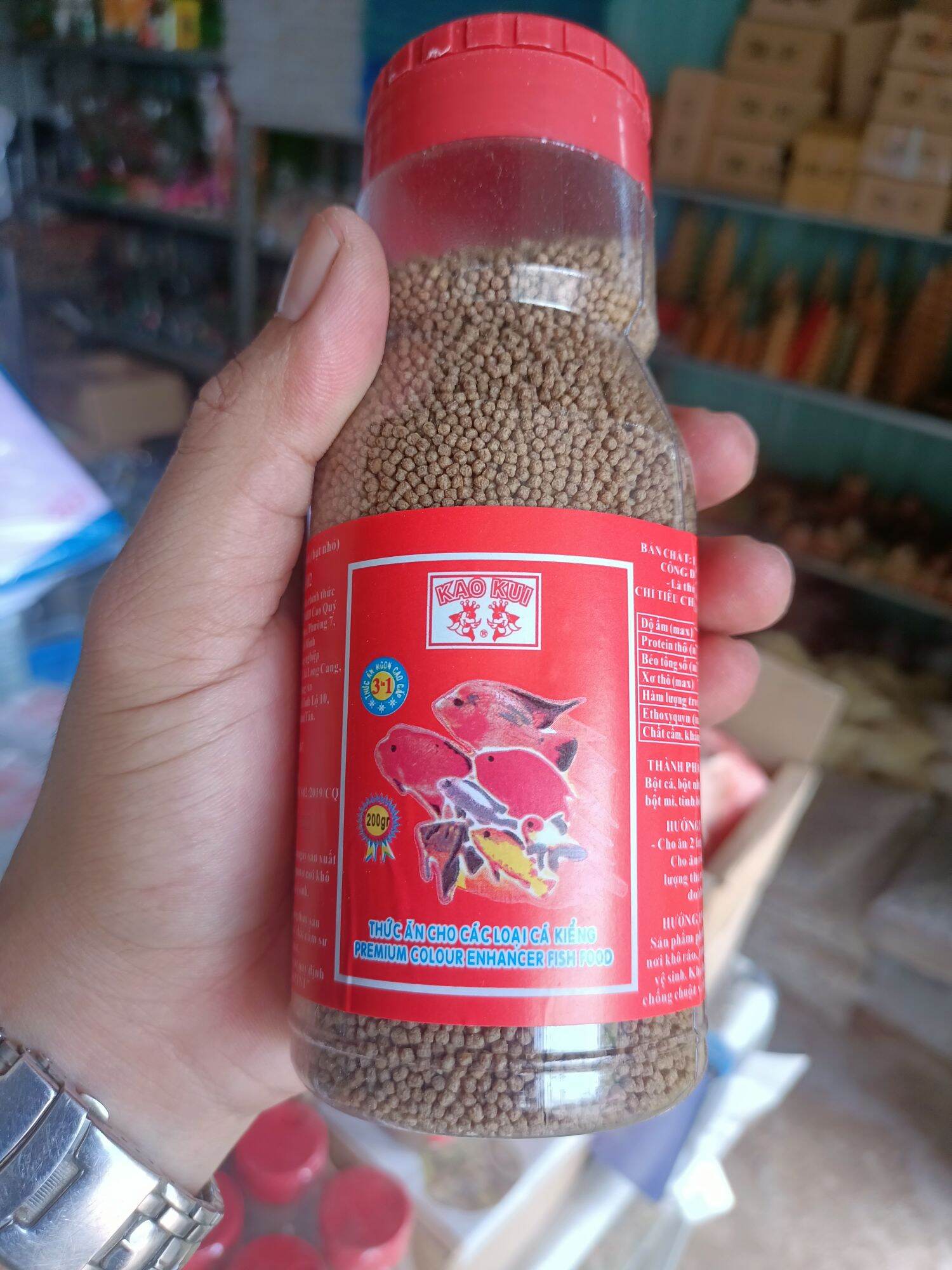 Thức ăn cho cá không đục nước , cám chai 250g , cám cá cảnh không đục nước