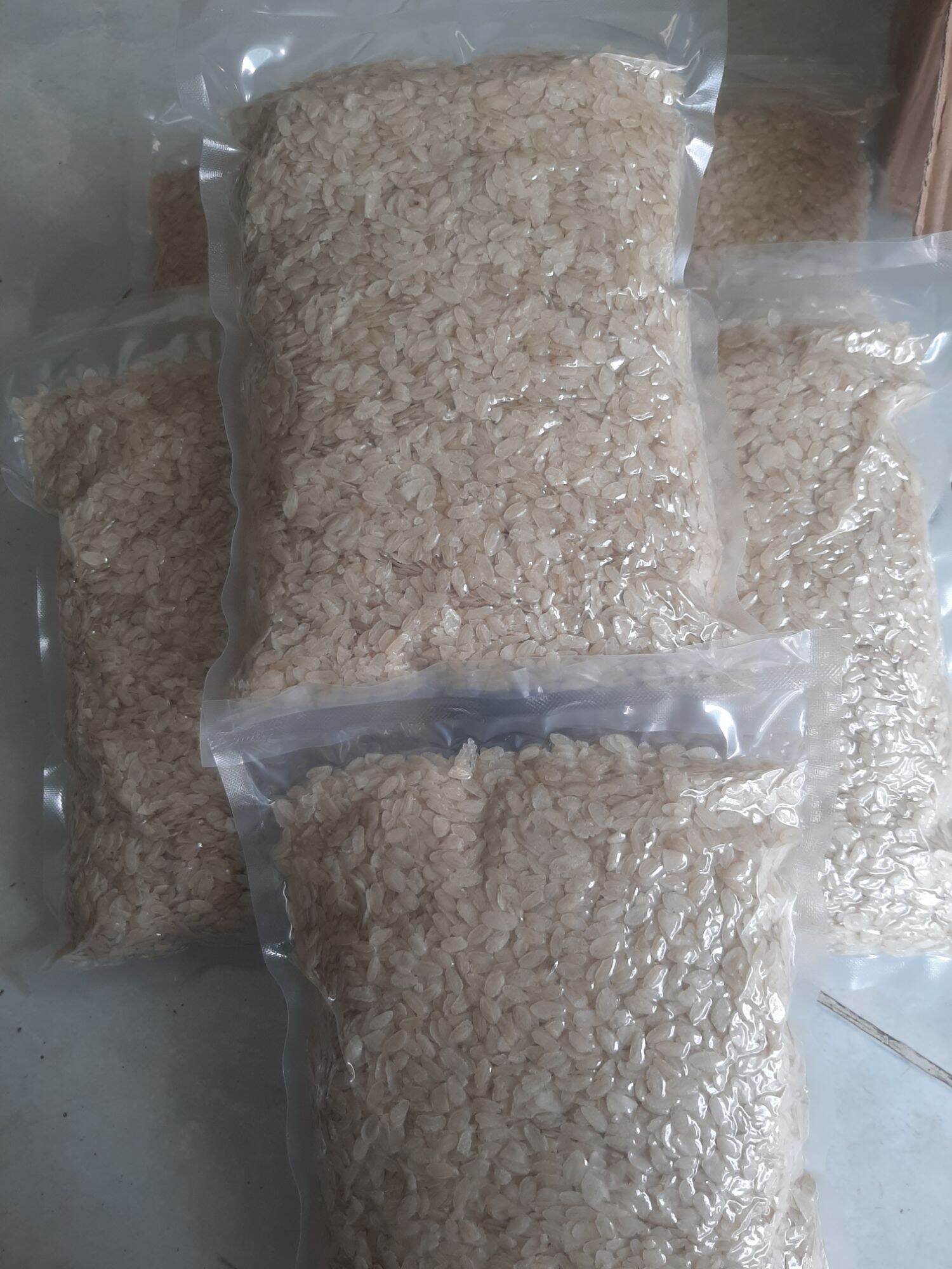 Cốm dẹp trắng loại dày ngon béo