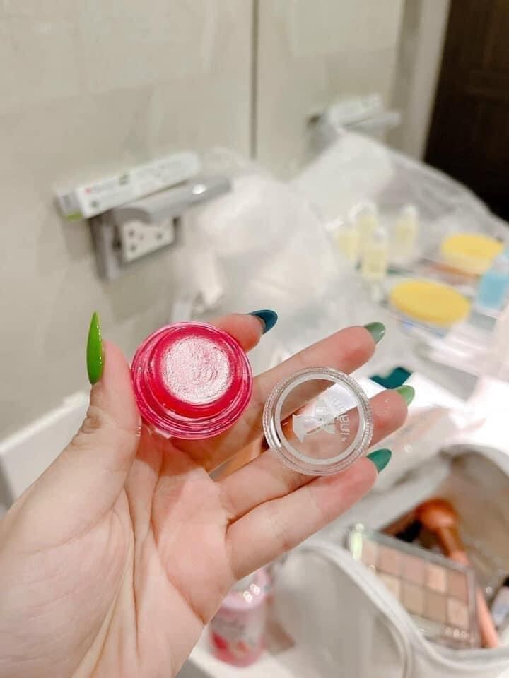 Son dưỡng hồng môi giảm thâm thái lan