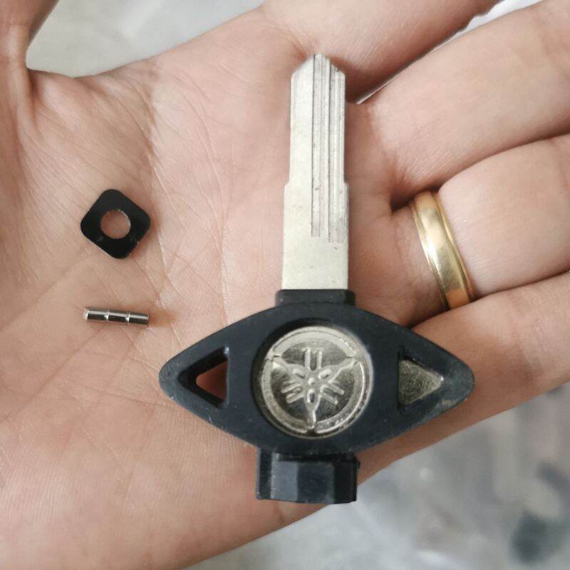 Phôi chìa khóa xe Yamaha loại 2 rãnh có từ