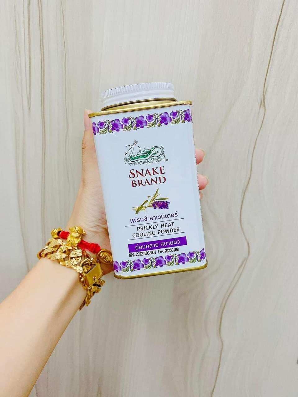 Phấn Lạnh Snake Brand 140G