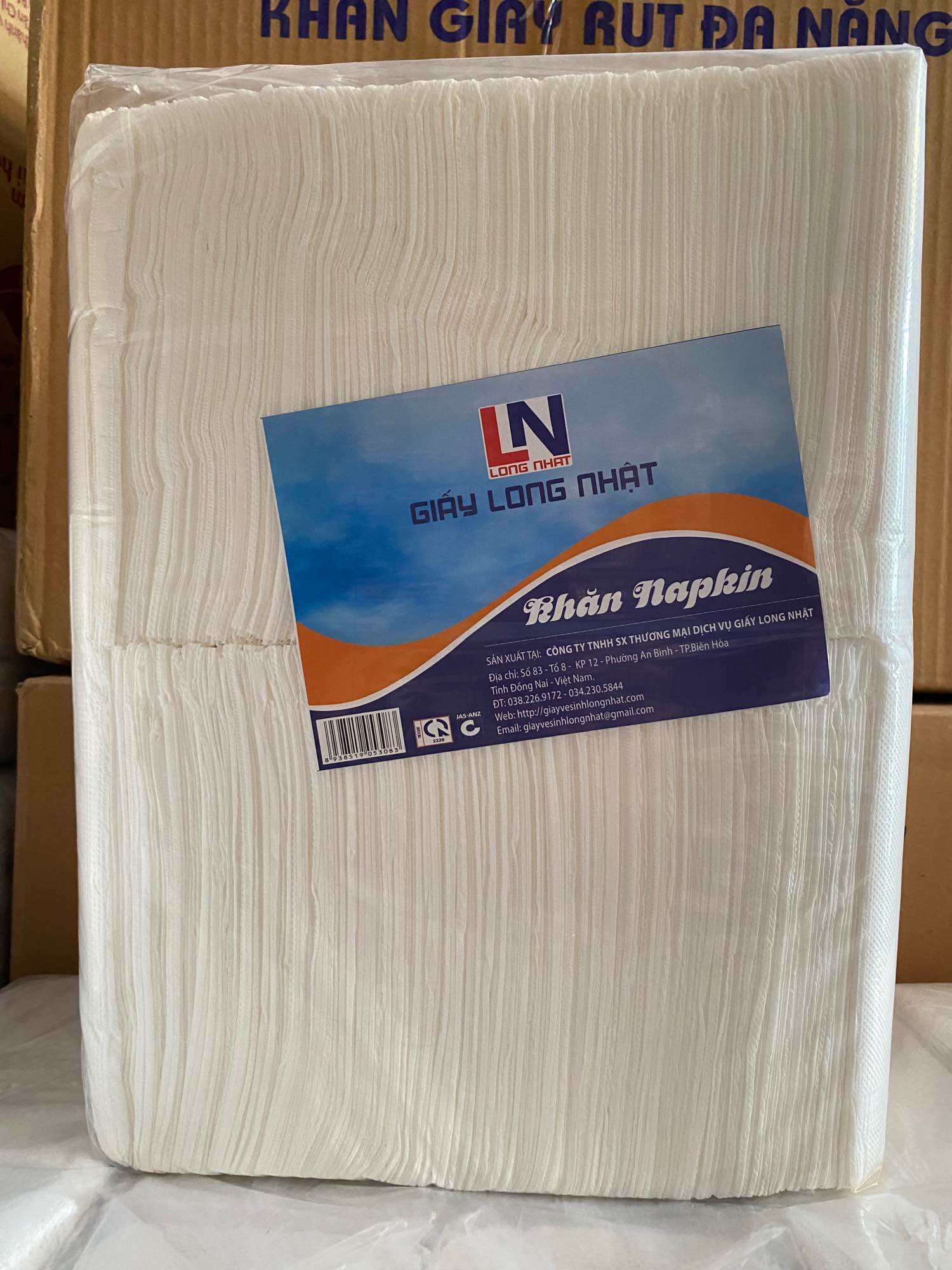 GIẤY VUÔNG CAO CẤP NAPKIN 500 TỜ 1 KG LONG NHẬT KÍCH THƯỚC 33*33