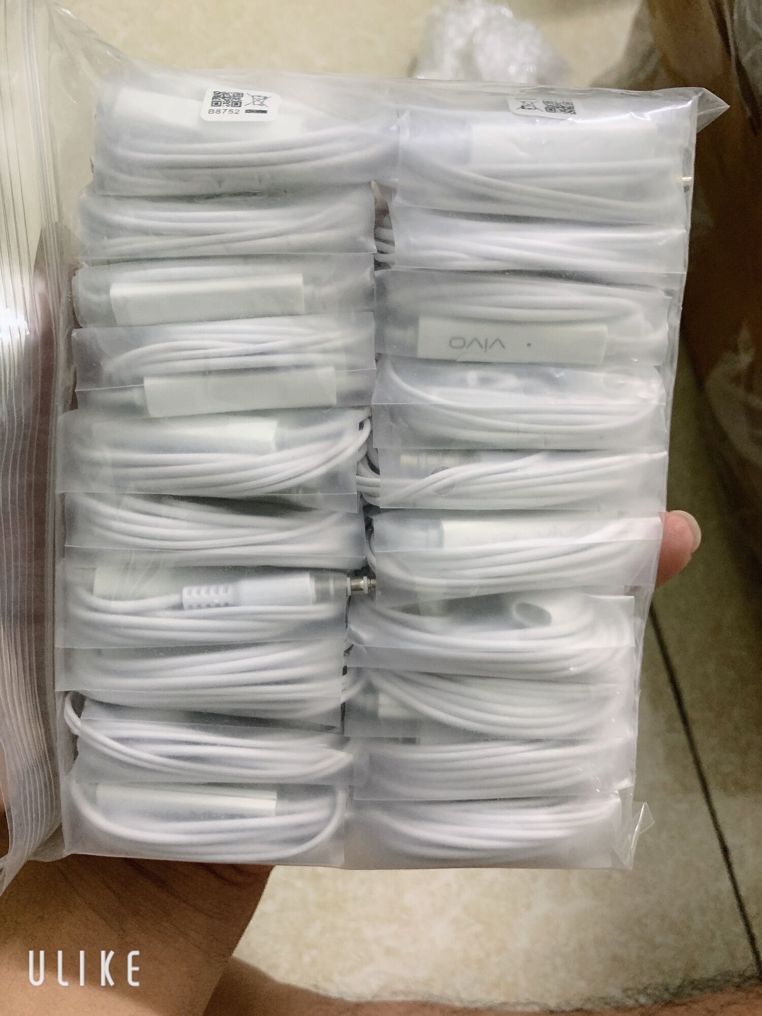 Tai nghe vivo chân 3.5