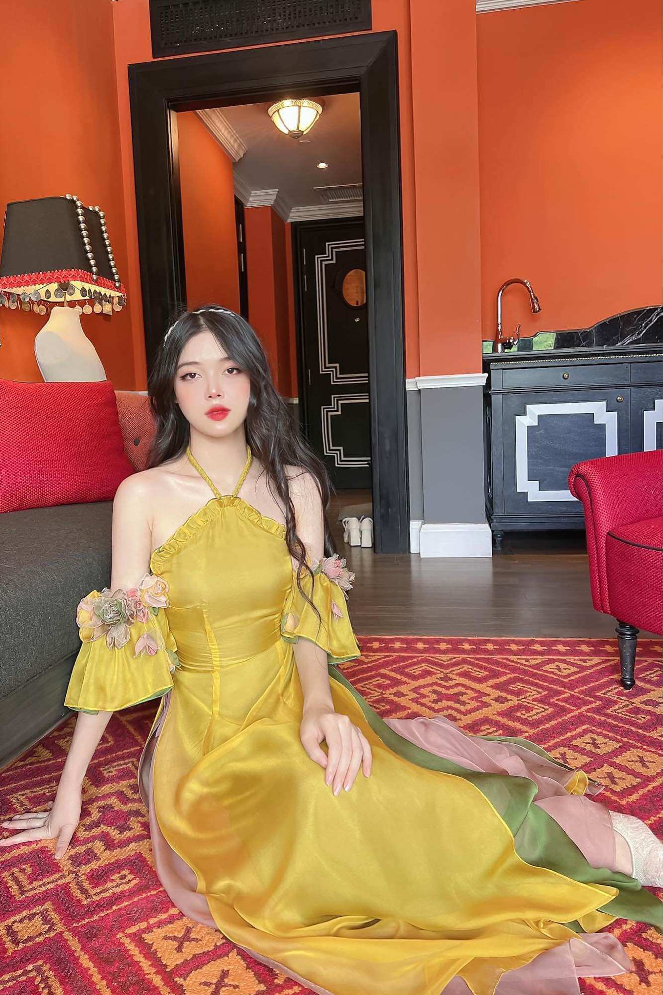 Áo dài cách tân 6 tà thiết kế siêu hot phối màu