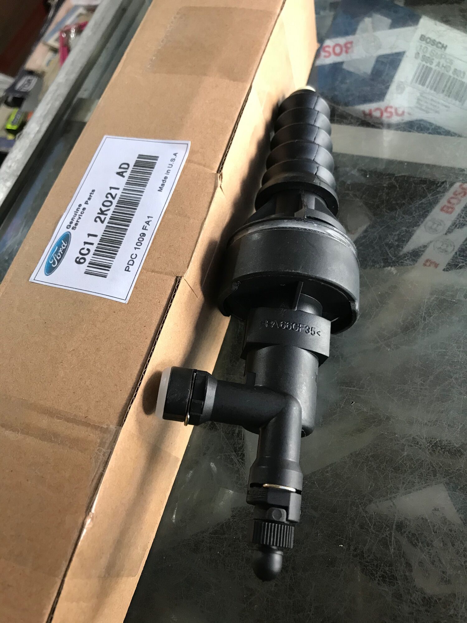Heo Ly Hợp Dưới (Heo Ambraya Dưới) Ford Transit 2003-2006