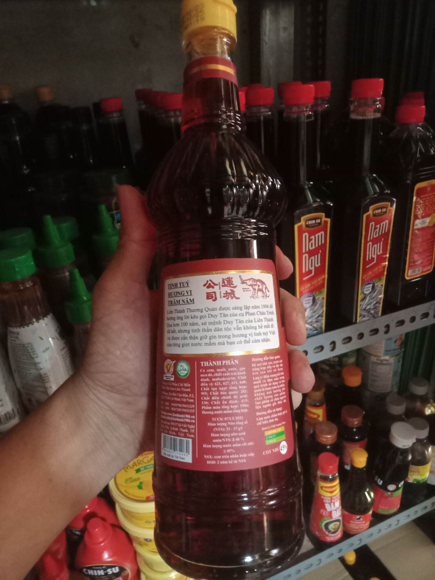 nước mắm Liên Thành nhãn vàng