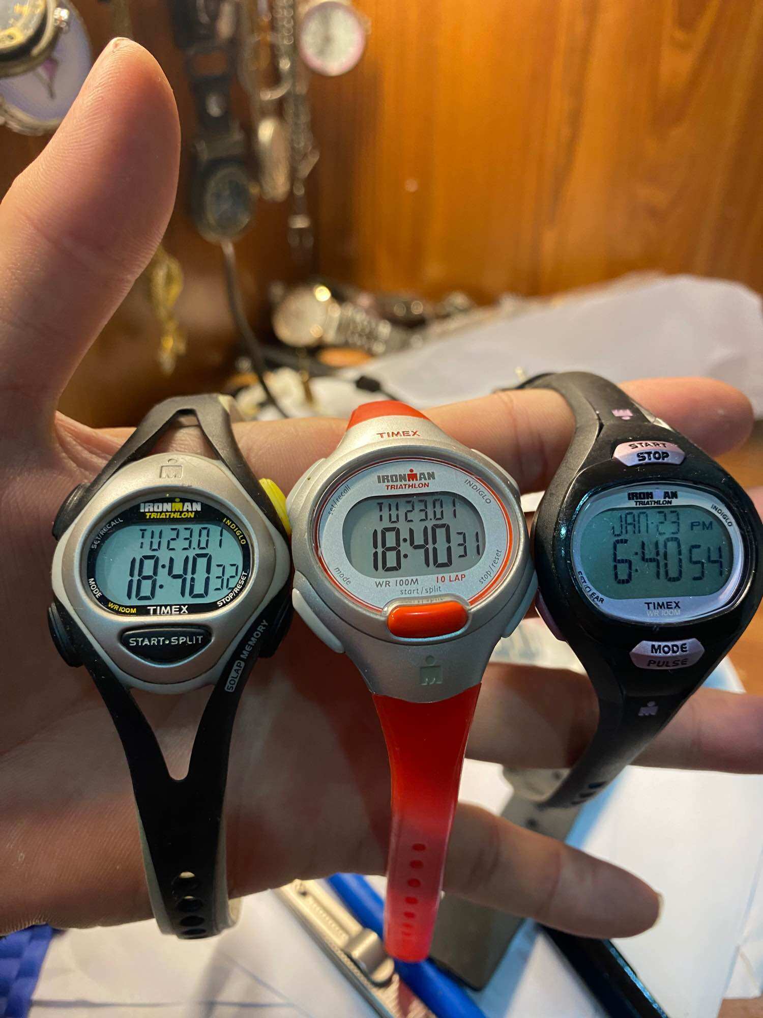 Đồng hồ nam, nữ TIMEX IONMAN , đồng hồ điện tử nhiều chức năng , size 35-43mm , có báo thức, chronograph, đèn sáng ban đêm