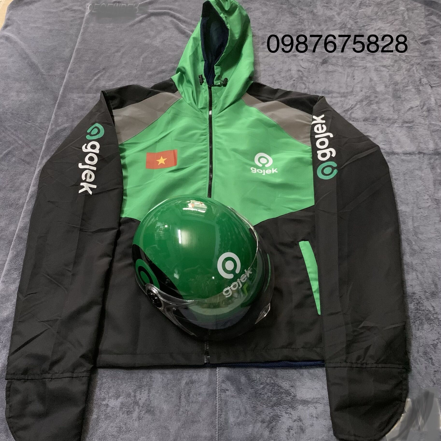 Combo ao khoác gojekk mẫu mới ❄2022❄️(gồm 1áo và 1nón 1/2 kính)