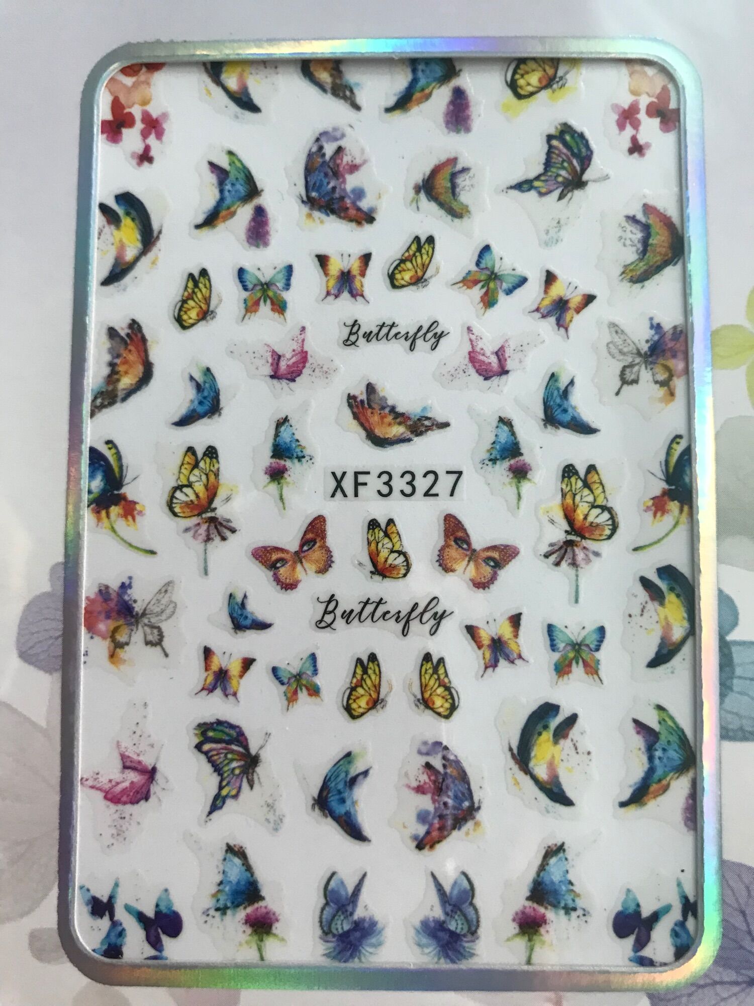 Sticker bướm dán móng nhiều mẫu