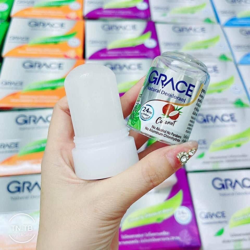 Lăn nách đá khoáng Grace 70g thái lan