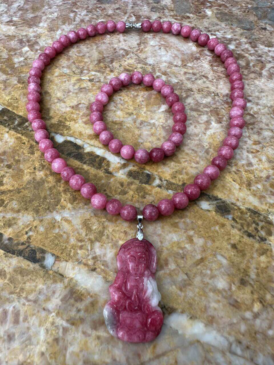 Bộ vòng đá ruby phi mix mặt quan âm rất đẹp