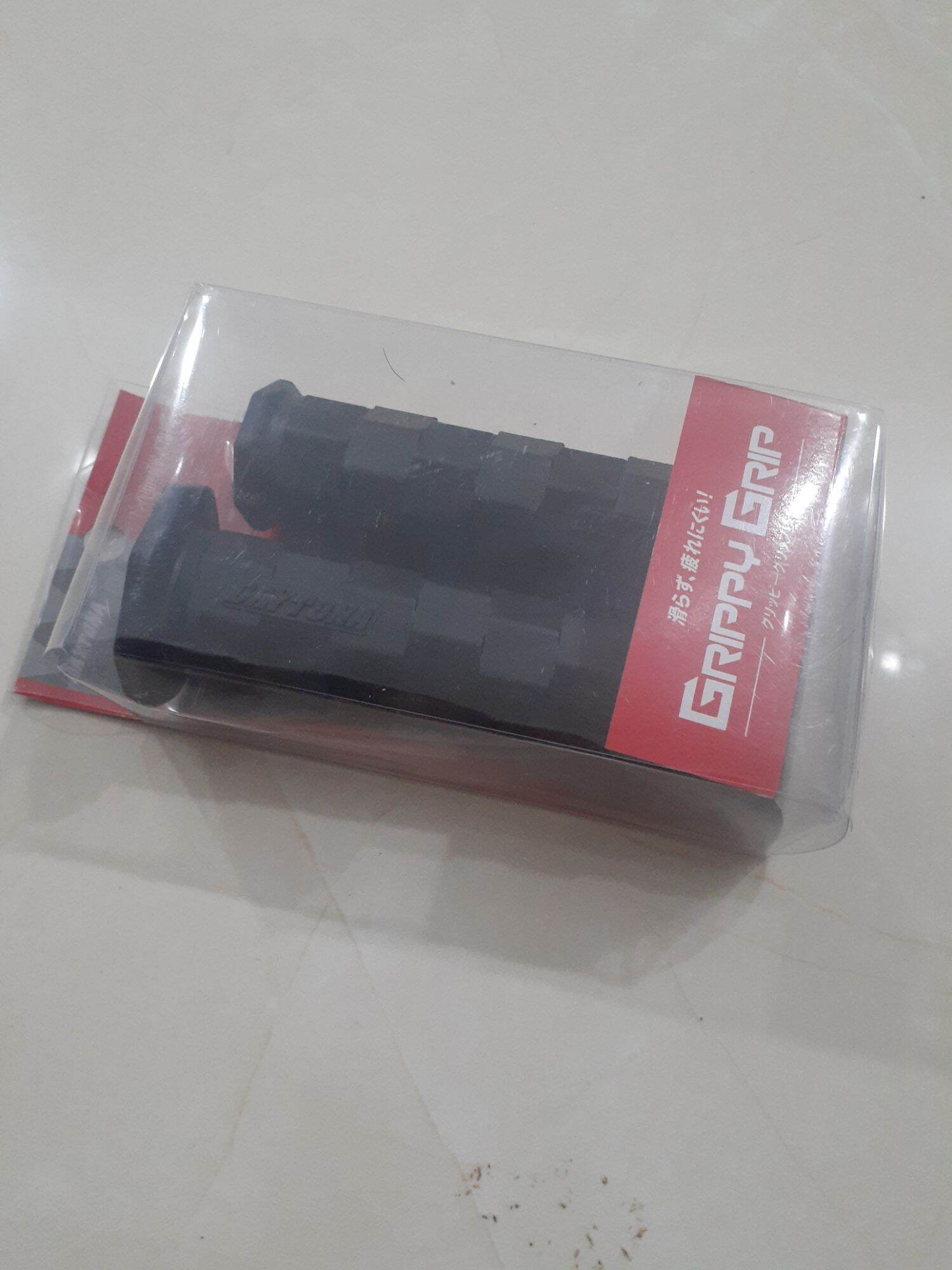Bao tay Daytona có gù hoặc không gù