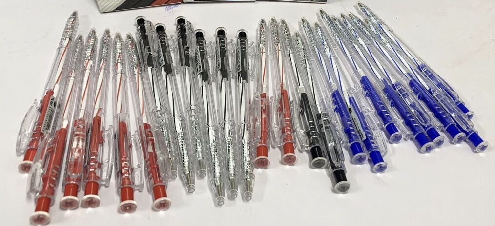 Set 10 Cây Bút Bi Thiên Lộc (có 3 màu, nét: 0,5mm)