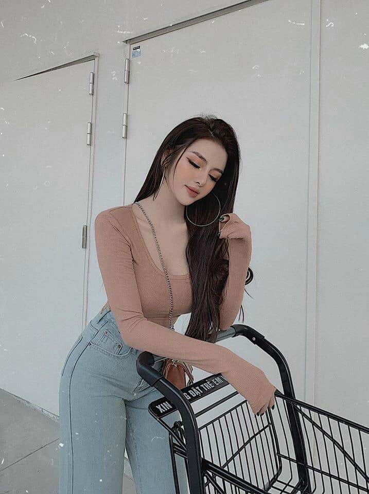 ÁO THUN LỤA CỔ VUÔNG CROPTOP
