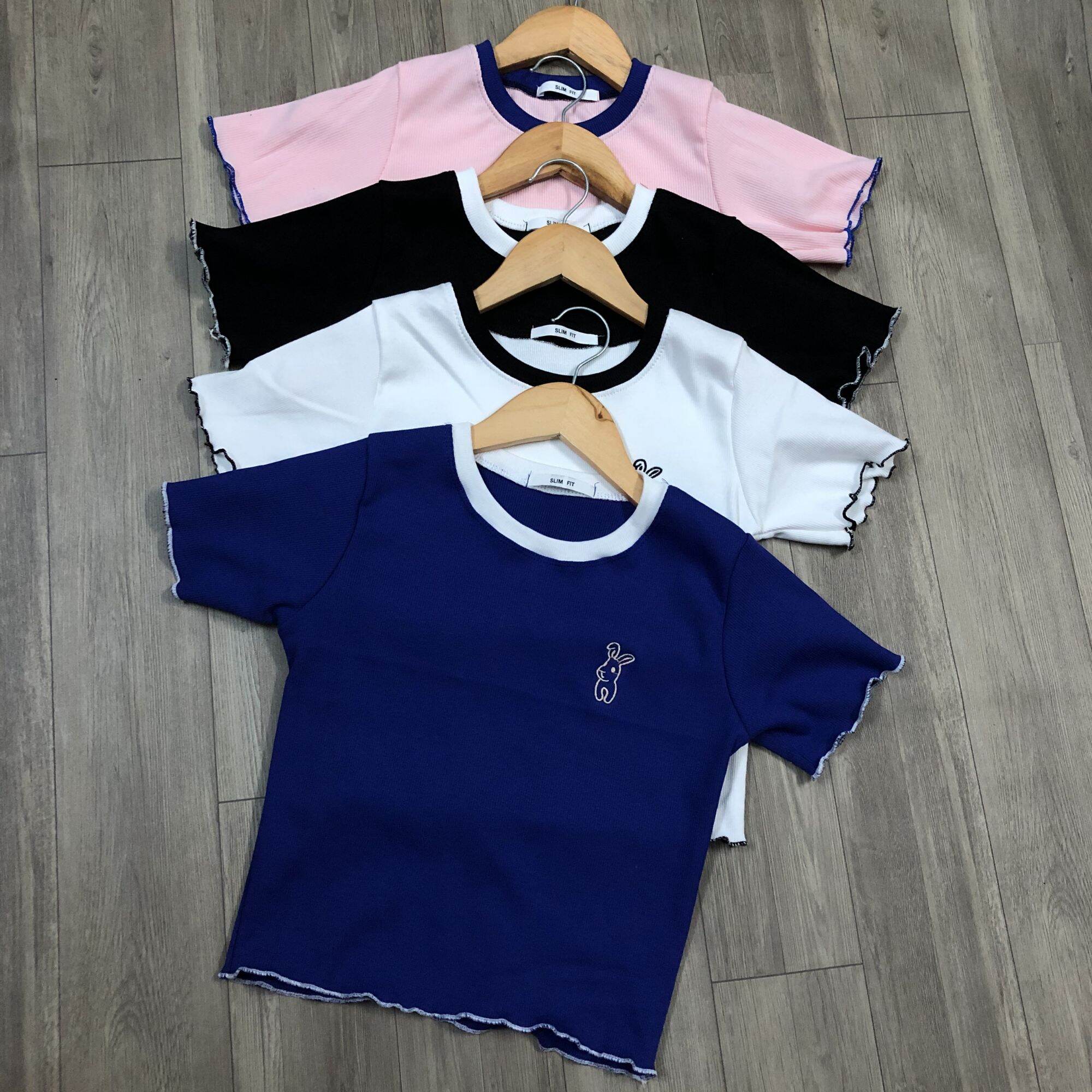 áo croptop phối bo cổ thiêu thỏ