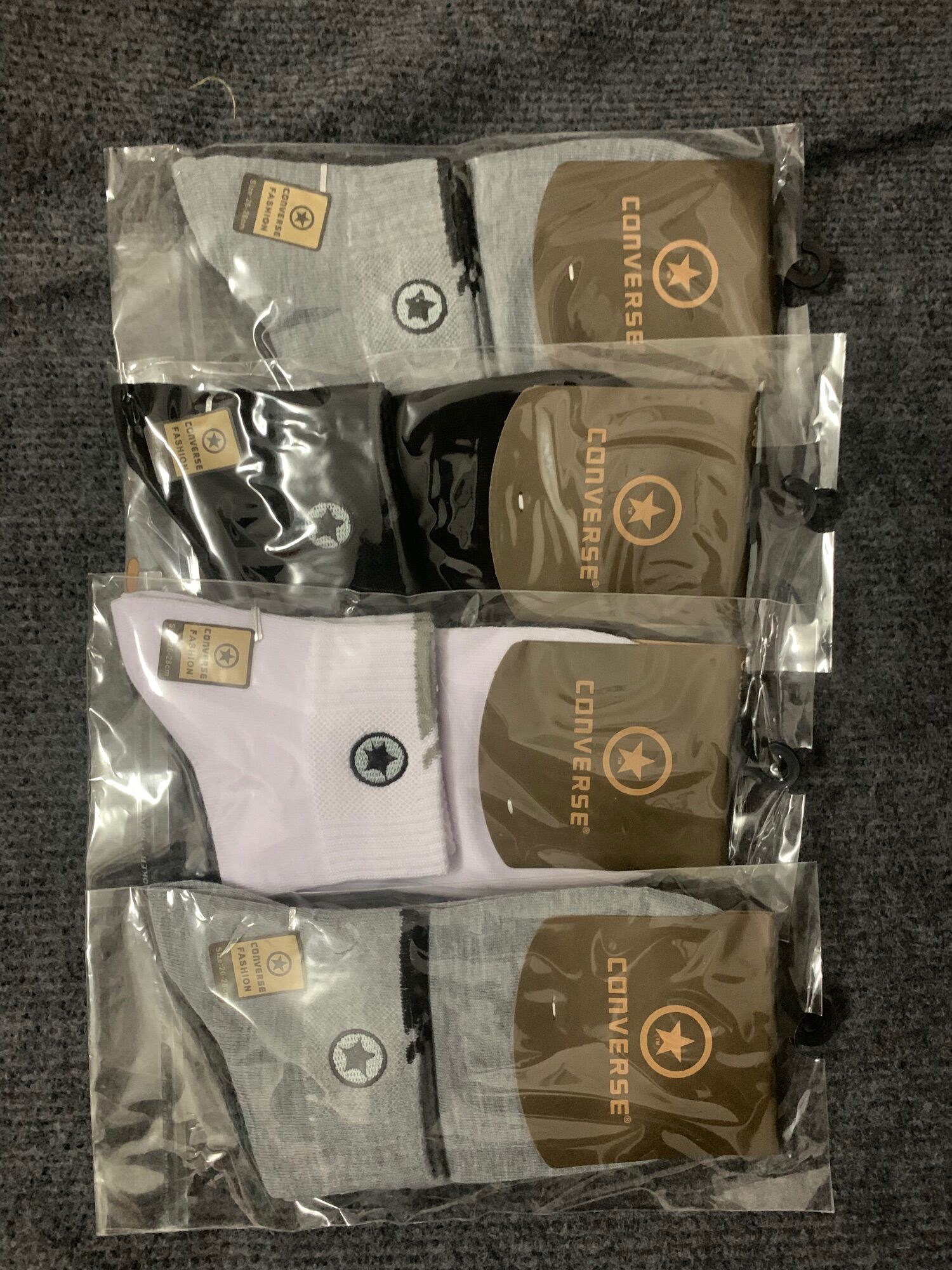 Tất nam converse cổ trung thêu hình logo