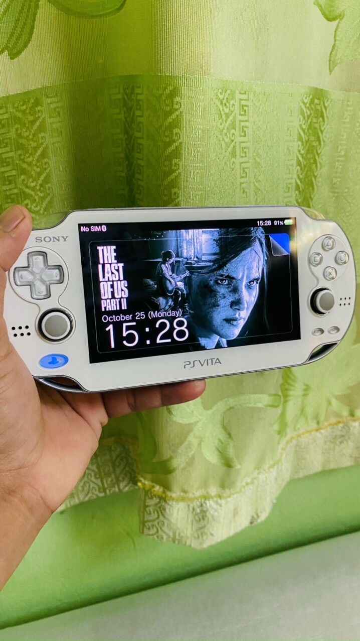 Máy ps vita 1000 haxx
