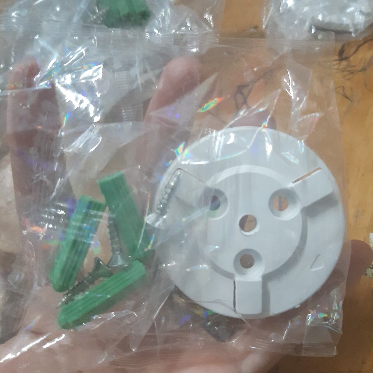 Chân đế camera wifi Ezviz, Hilook.