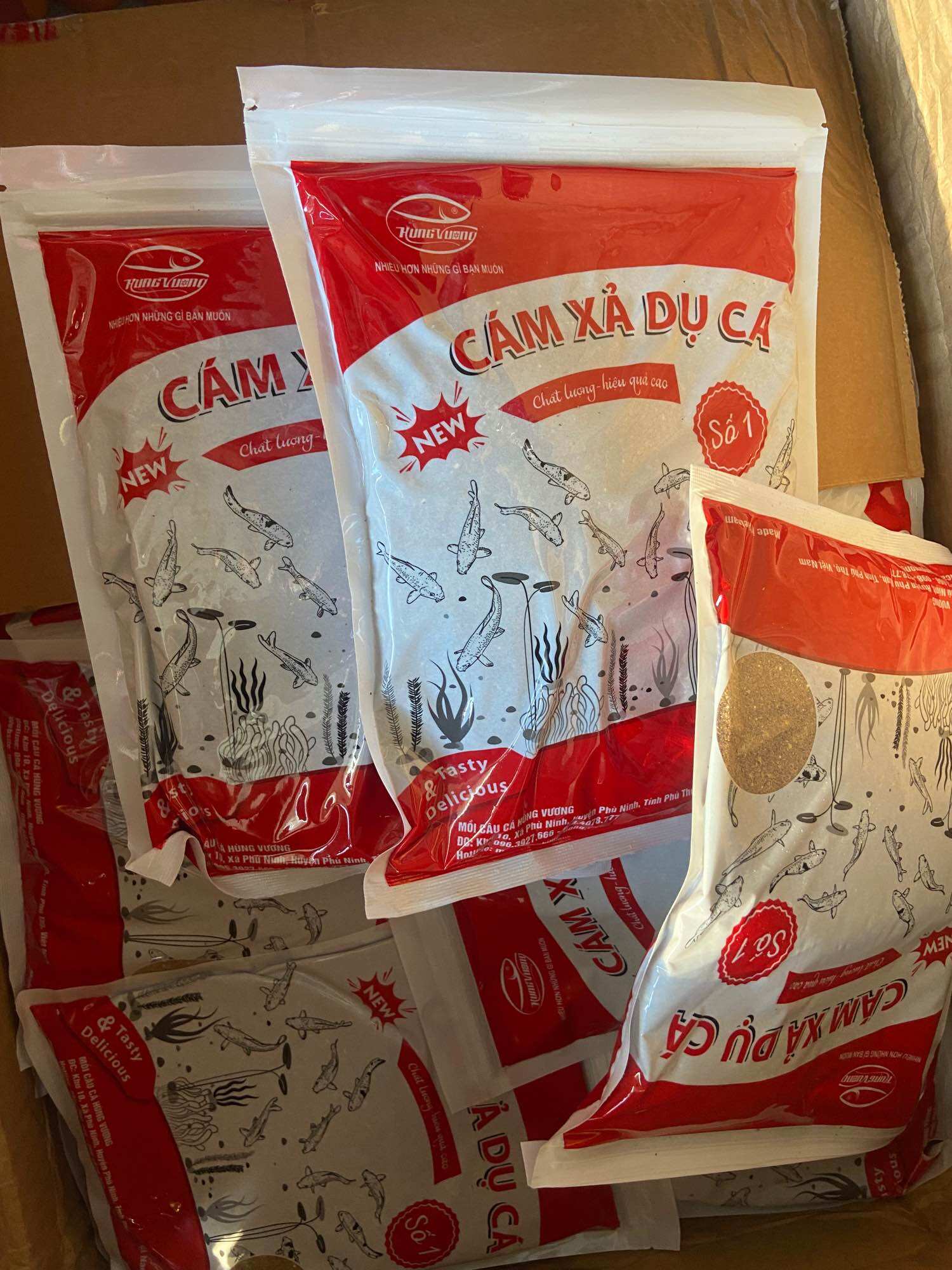 MỒI CÂU HÙNG VƯƠNG - Cám xả dụ cá SỐ 1 VÀ SỐ 2 ( 500GRAM )