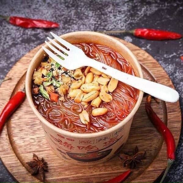 MIẾN TRÙNG KHÁNH CHUA CAY ĂN-THÙNG 6 LY