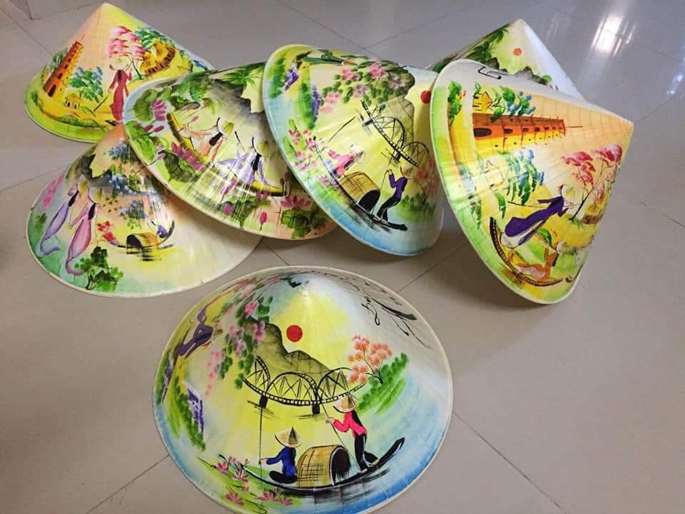 Nón lá vẽ tranh phong cảnh việt nam lh 0978945425
