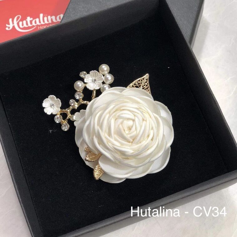 Hoa Cài Áo Handmade CV34 - HUTALINA