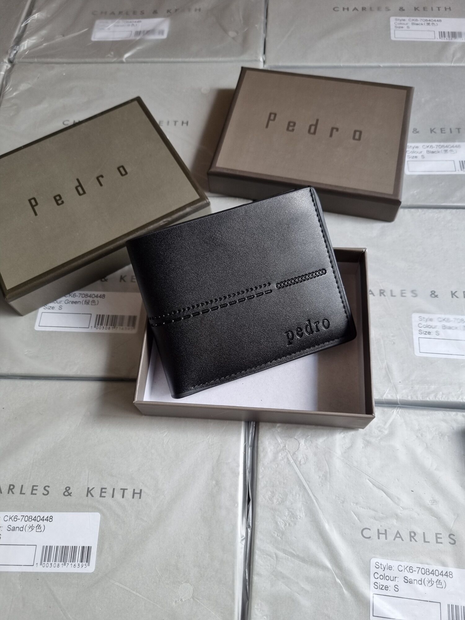 [Fullbox + Túi giấy] Ví nam pedro da mềm nhiều ngăn, làm quà tặng sang trọng