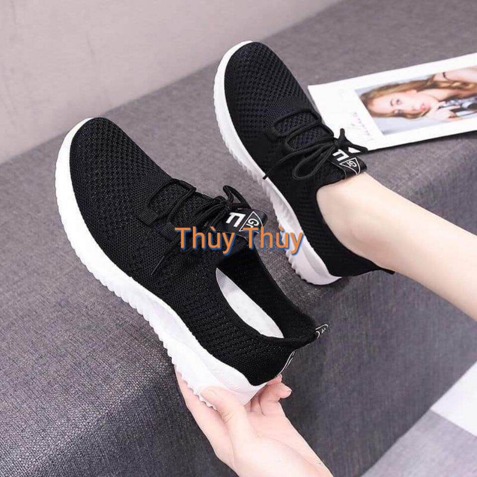 Giày thể thao, giày tập Nữ Đen