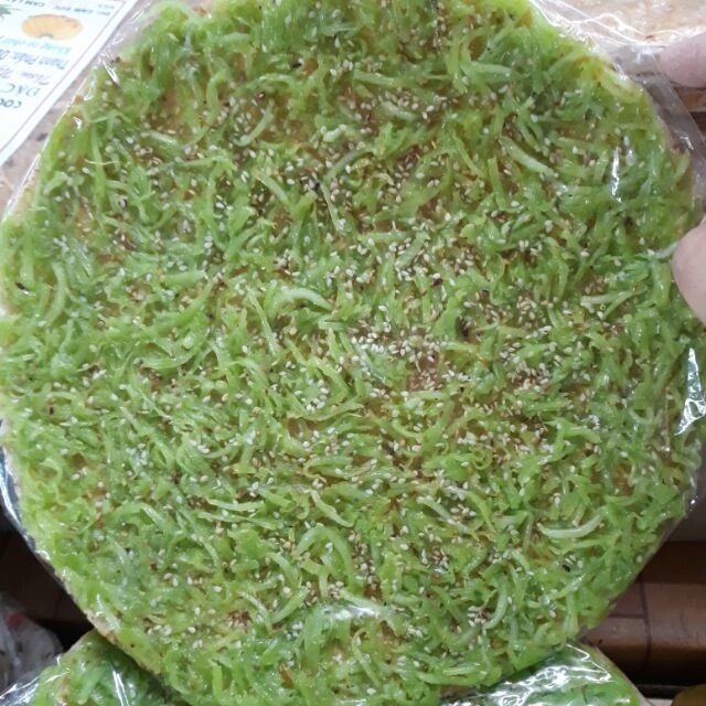 Bánh tráng dừa non lá dứa