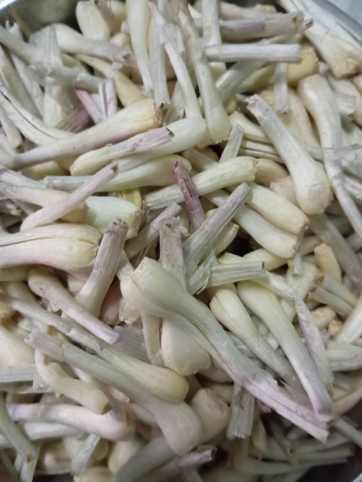 1kg củ kiệu sấy khô .được làm sạch (đặt sản Huế)