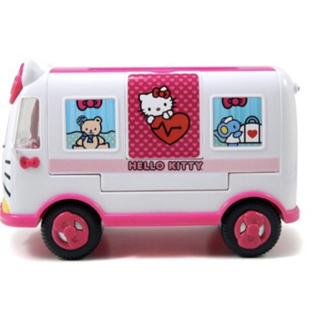 Set Hello Kitty xe bus và máy bay trực thăng