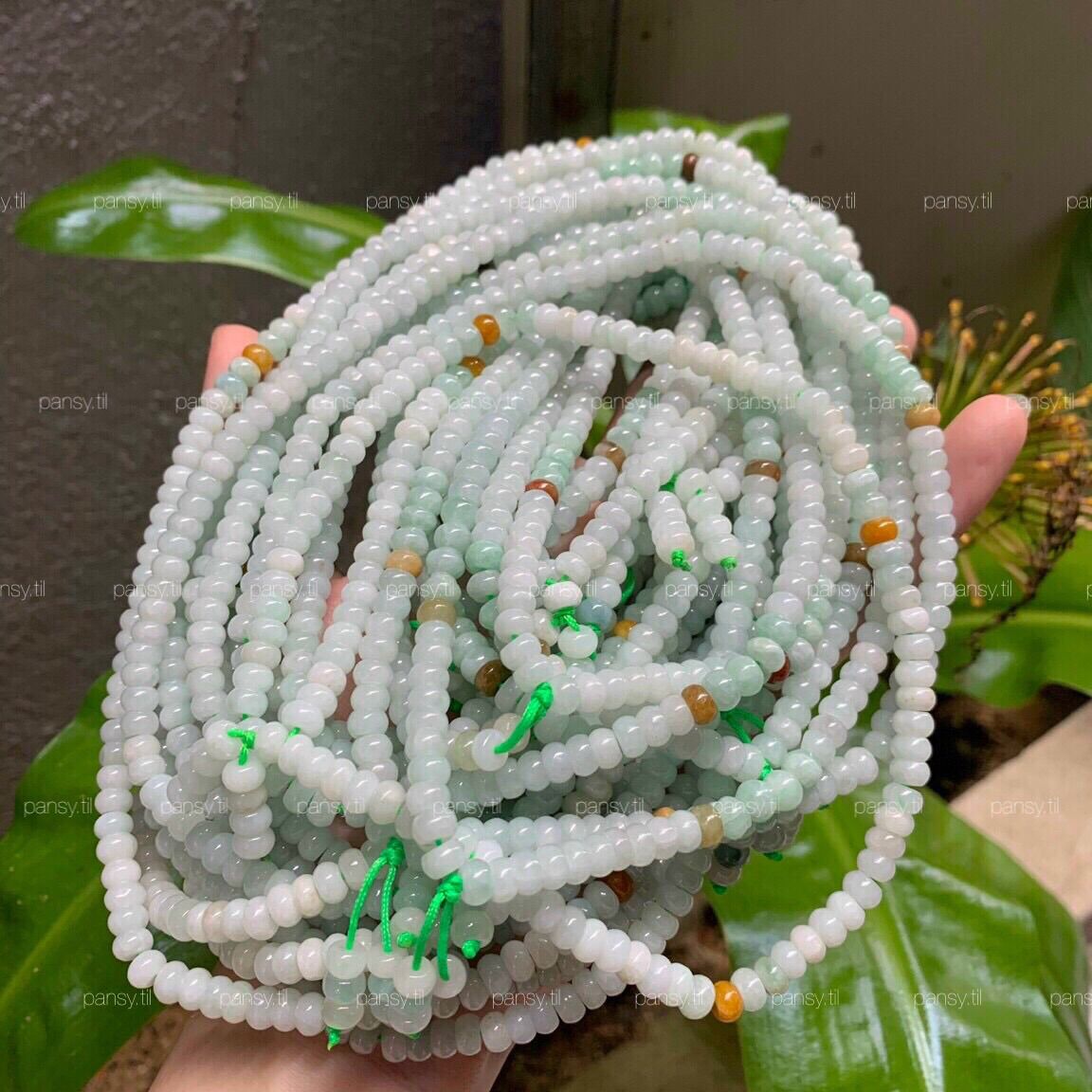 Chuỗi cẩm thạch lam ngọc bánh xe.