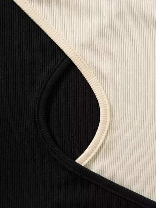 Áo croptop phối hai màu đan chéo ( 1210 )