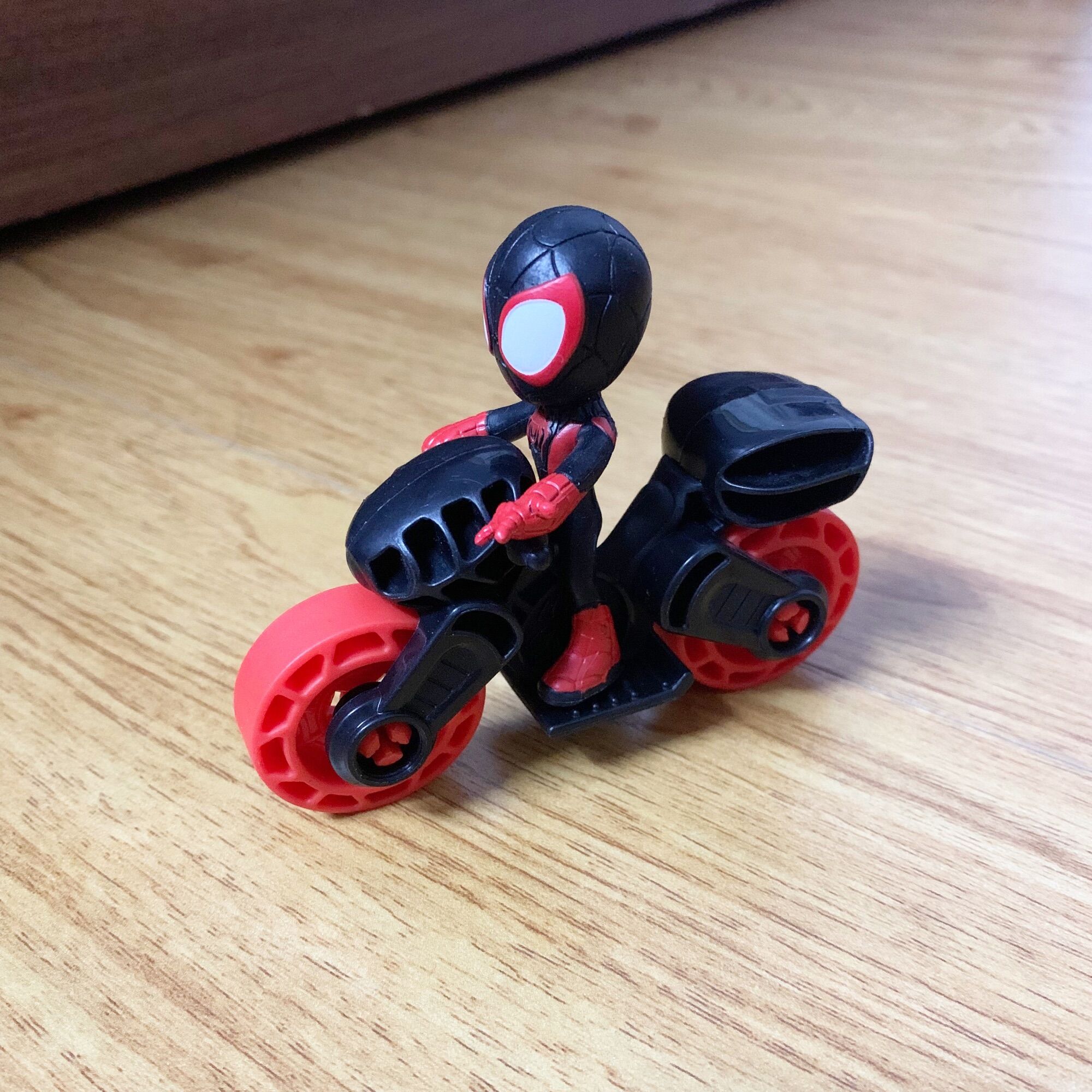 Mô Hình Xe Moto Người Nhện Spiderman Mini