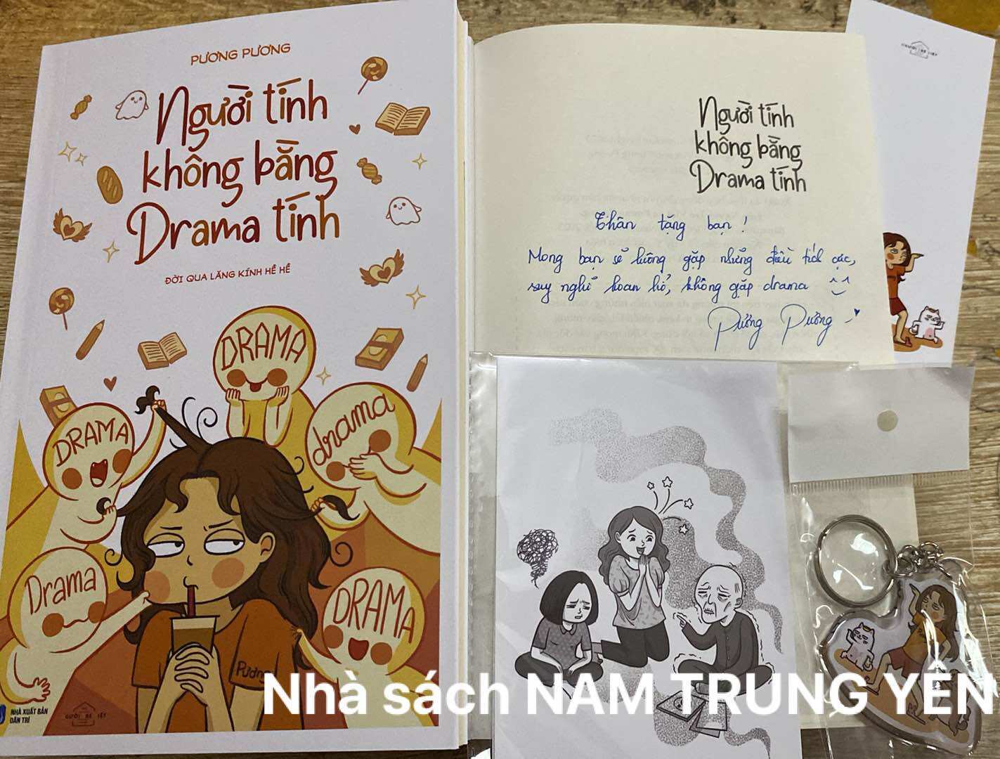 Sách Tản văn - Người tính không bằng drama tính - Pương Pương